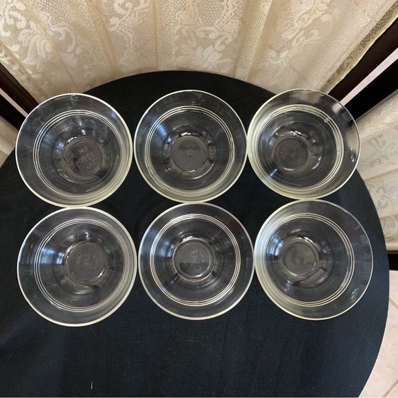 SET of 6 VINTAGE PYREX 4” GLASS BERRY DESSERT CUSTARD BOWLS - Picture 4 of 5